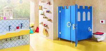 Ein farbiges Kinderbadezimmer